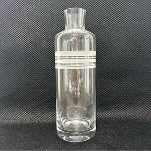 Kate Spade Etched Library Stripe Glass Wine Decanter 10 1/2” RARE